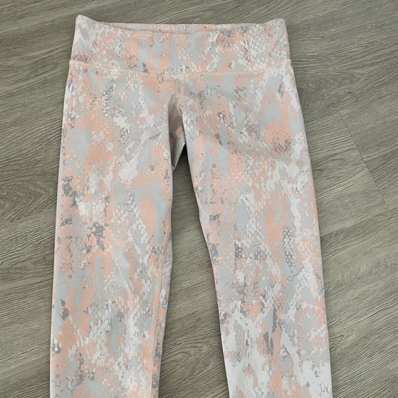 ALO yoga crop leggings Sz Small I15 - Picture 1 of 6